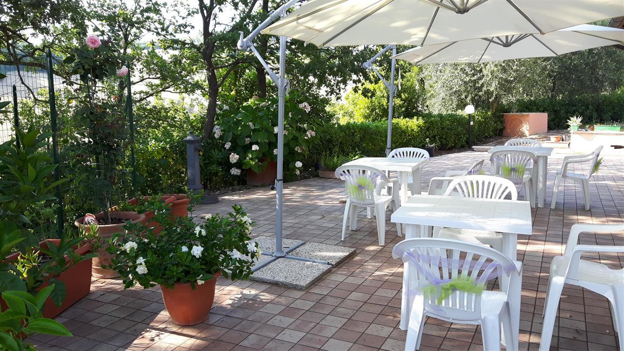 Cossignano坎帕纳旅馆住宿加早餐旅馆 外观 照片